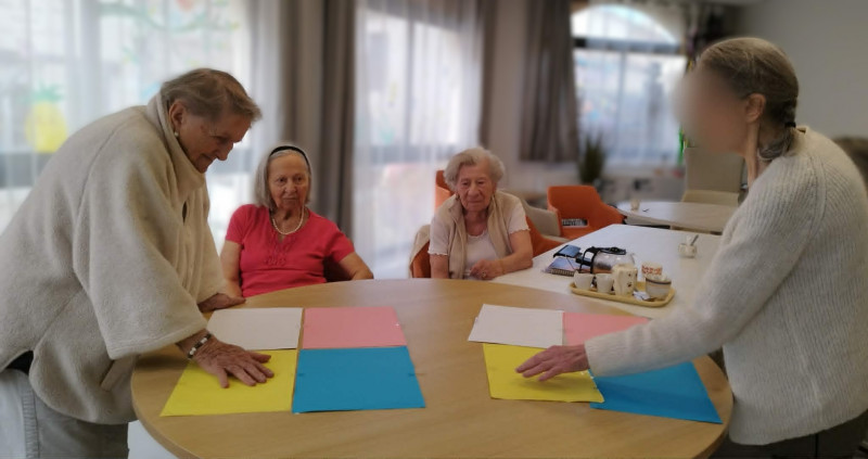 🎨 Atelier des 4 feuilles de couleurs au PASA 🎨