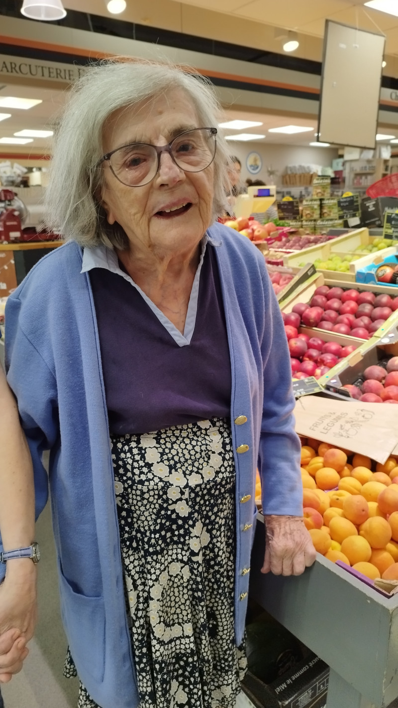 🍑🍒 Sortie matinale au marché couvert : mission fruits… et émotions !