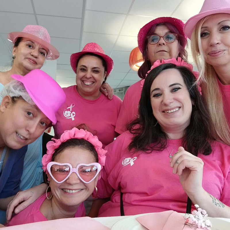 🌸🩷🌸 Un repas tout en rose aux Remparts ! 🌸🩷