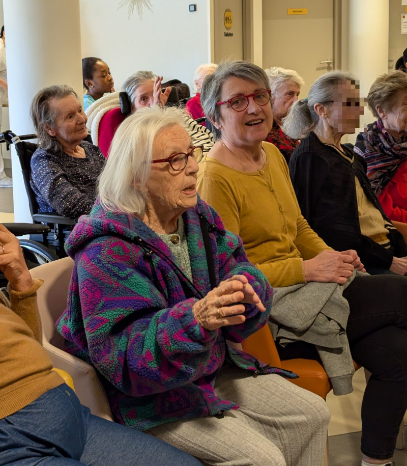 Un après-midi en chansons et paillettes