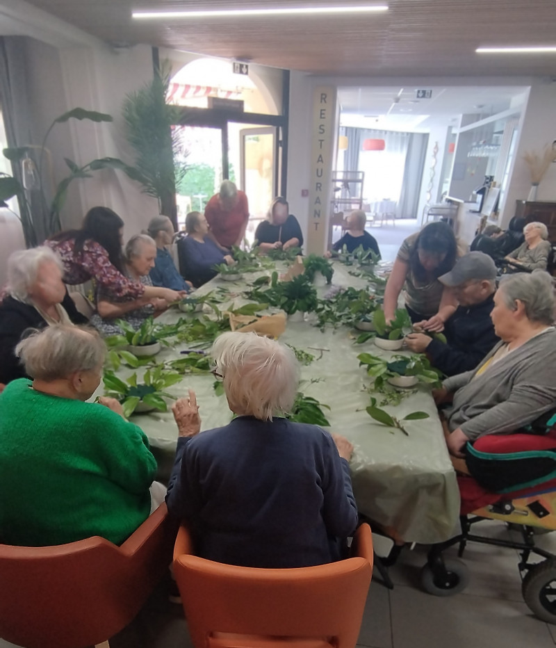 🌸 Atelier floral en EHPAD 🌸17/04/2026